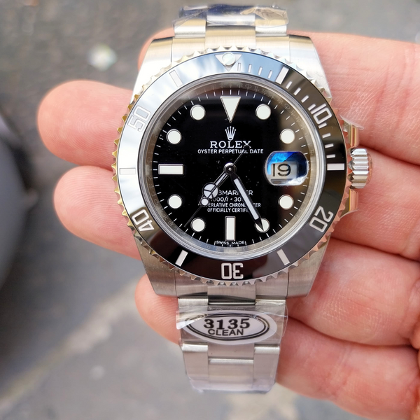 Rolex Submariner Date - Black - Clean Ref. 3135